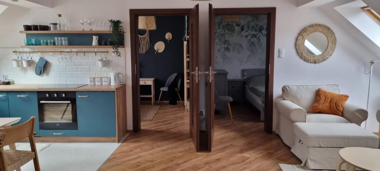 Apartament W Centrum - Nasze Poddasze Устшики-Дольне Экстерьер фото