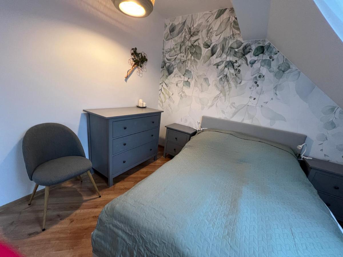 Apartament W Centrum - Nasze Poddasze Устшики-Дольне Экстерьер фото